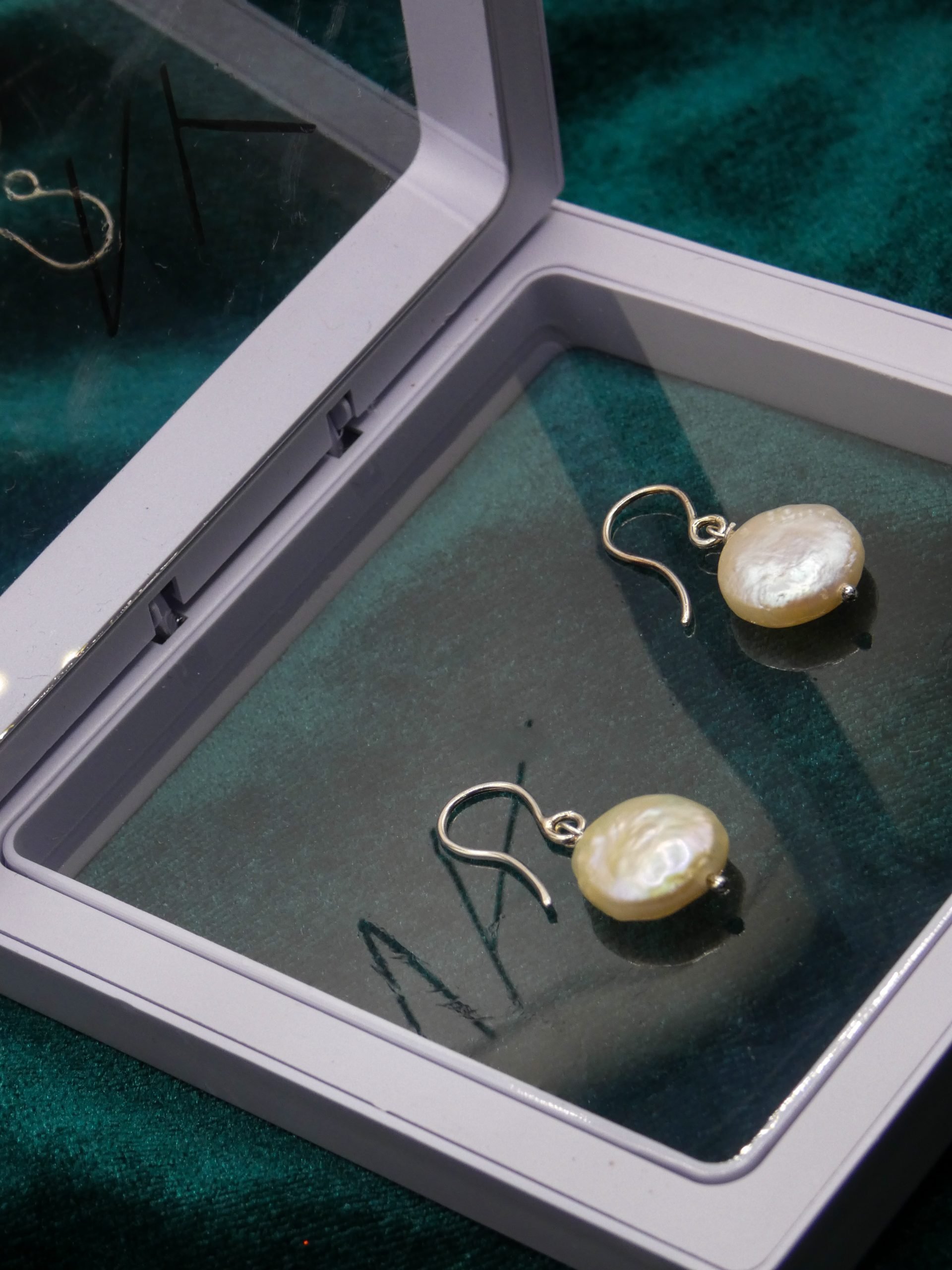 Keshi Pearls